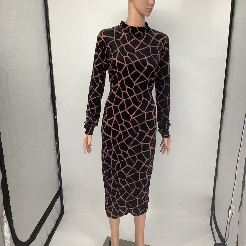 Elegant Black and Brown Geometric Dress